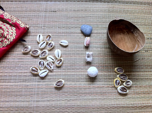 cowrie-shells-spiritual-meaning